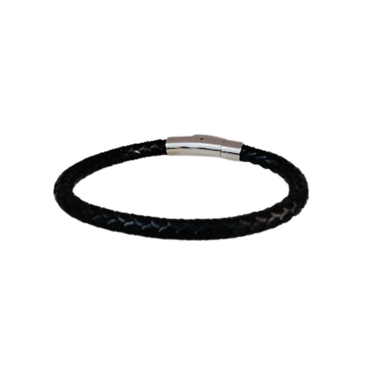 Minamalist leather bracelet